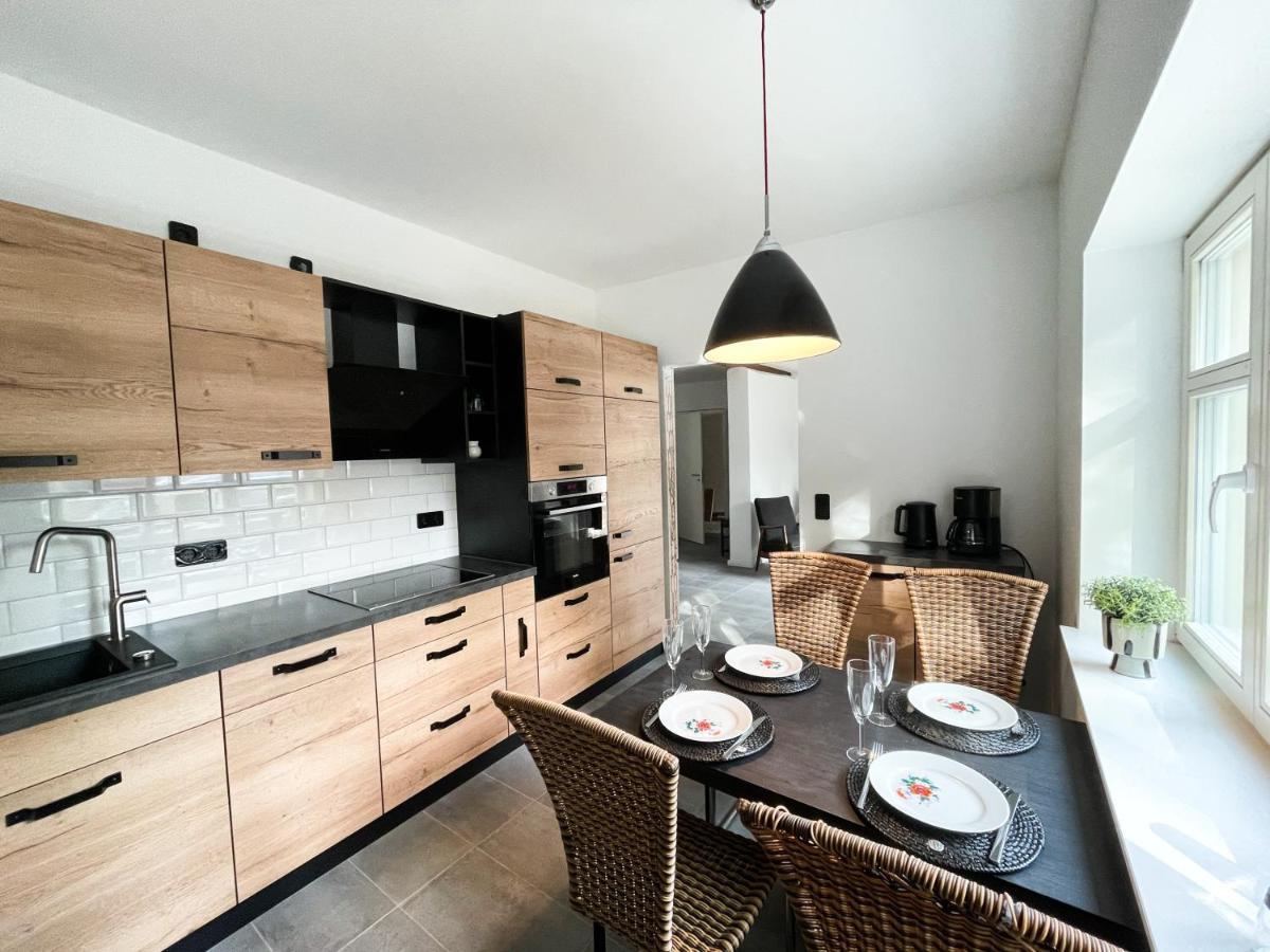 Stilvolle, Zentrale Ferienwohnung Bocksbruecke Mit Parkplatz Salzwedel Luaran gambar